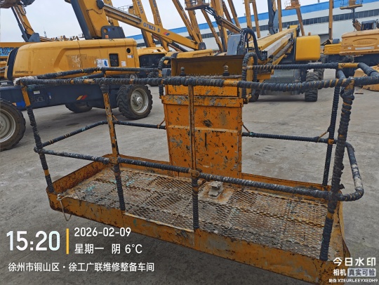 徐工GTBZ32S直臂式高空作業車