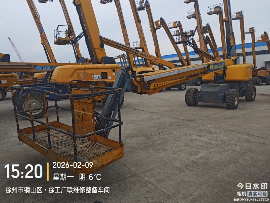 徐工GTBZ32S直臂式高空作業車