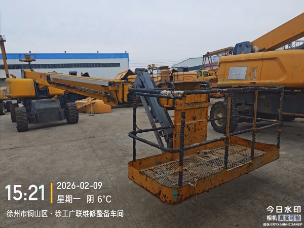 徐工GTBZ32S直臂式高空作業車