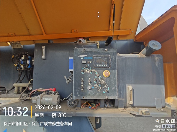 徐工GTBZ38S直臂式高空作業車