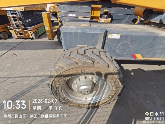 徐工GTBZ42S直臂式高空作業車