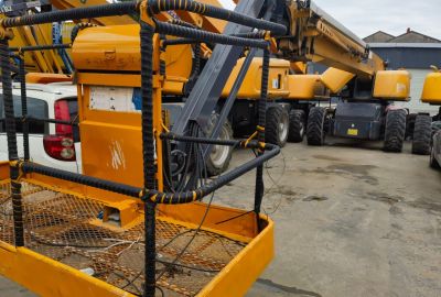 徐工GTBZ42S直臂式高空作業車