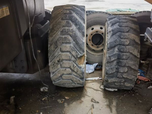 徐工GTBZ42S直臂式高空作業車