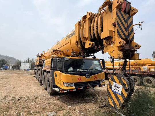 徐工XCA500L8全地面起重机