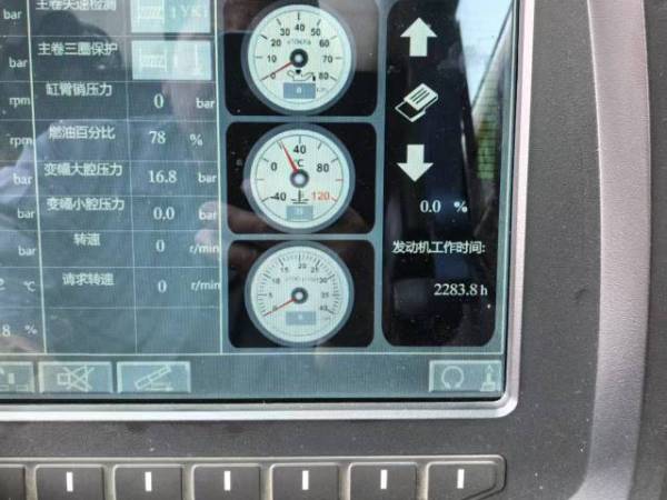 徐工XCA500L8全地面起重机