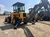 徐工XC8-S2560挖掘装载机