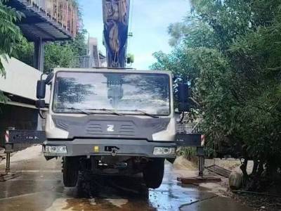 中联重科ZLJ5290JQZ25H汽车起重机
